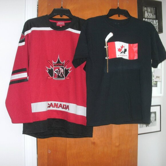 CANADA ATHLETICS Team Hockey Jersey Embroidered Maple Leaf  & NWT T Shirt Tee - Picture 1 of 4